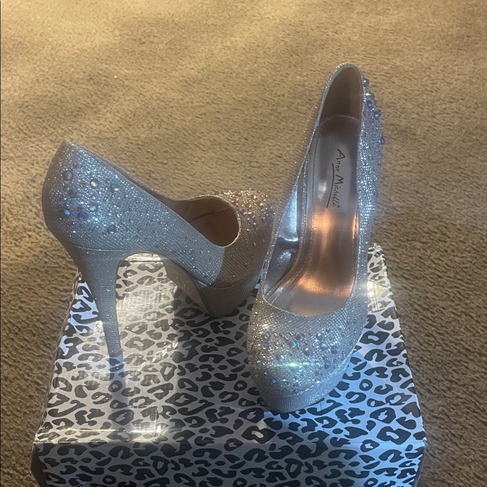 RGDGLT Women's Heels